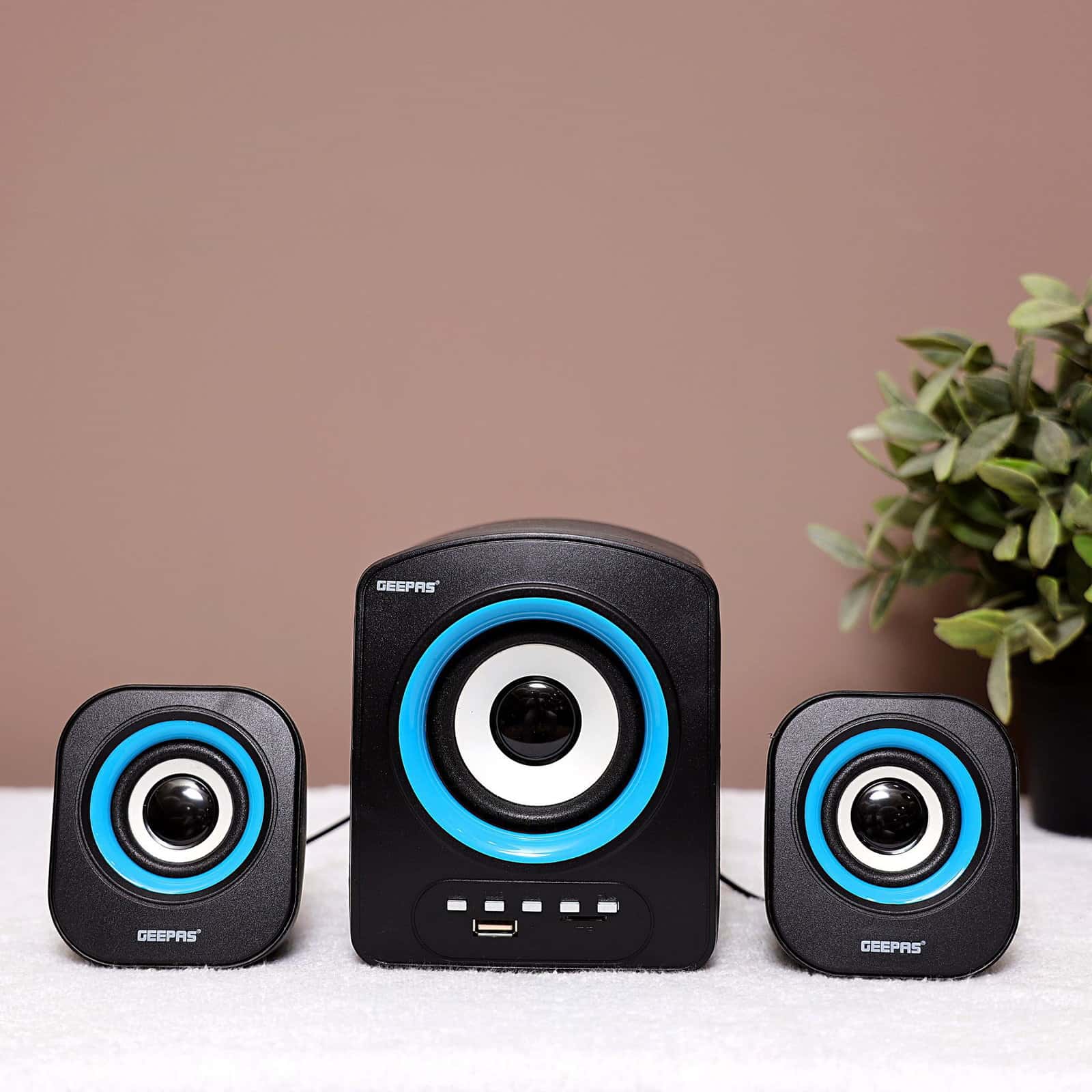 سماعات كمبيوتر مكتبي بلوتوث أسود جيباس Geepas Black Bluetooth Computer Speaker