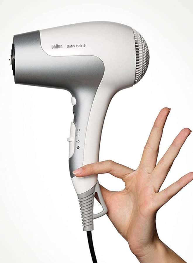 استشوار براون بالفرشاة الدوارة 5 إعدادات بقوة 2500 واط أبيض ورمادي Braun Grey/White 2500W With Diffuser Satin Hair 5 Power Dryer