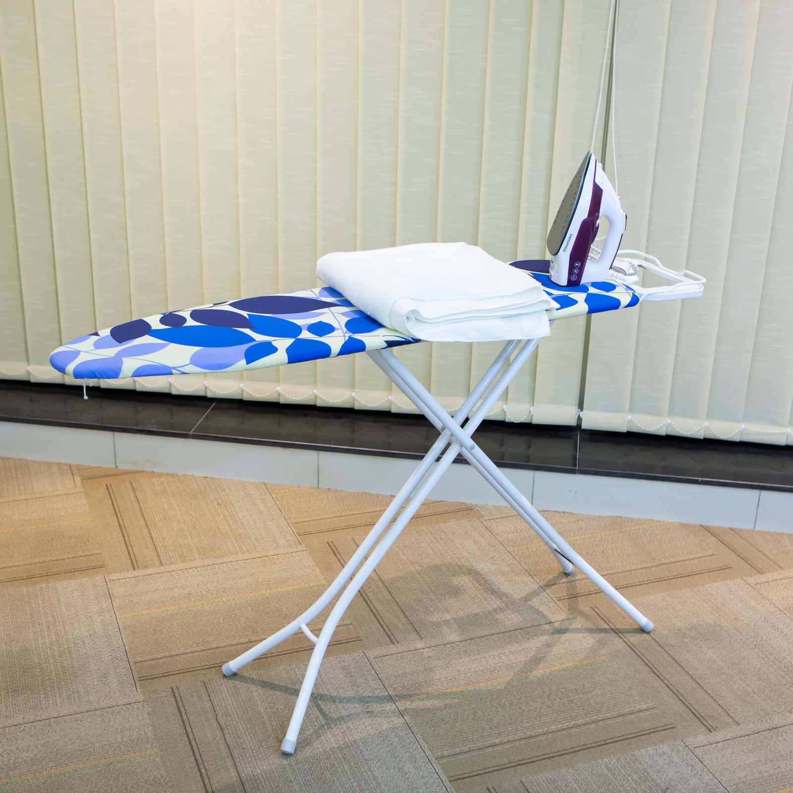 Royalford RF1510IB Mesh Ironing Board 134cmx33cmx88cm - Portable, Steam Iron Rest, Heat Resistant Cover |Lightweight Board with Adjustable Height & Rubber Feet Cover