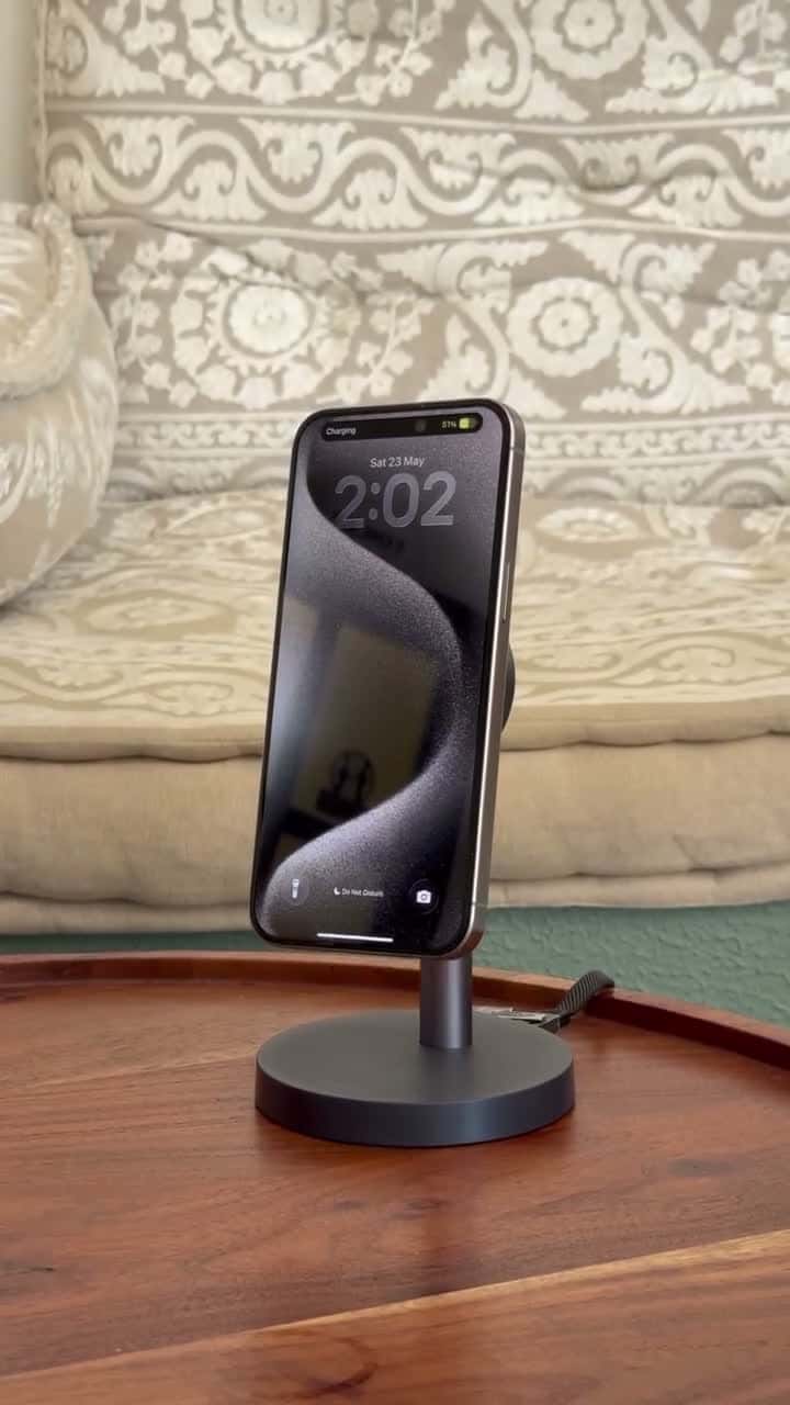 شاحن مغناطيسي لاسلكي 25 واط من اوكي Aukey Magfusn1X W L Fast Charge 25W Gy