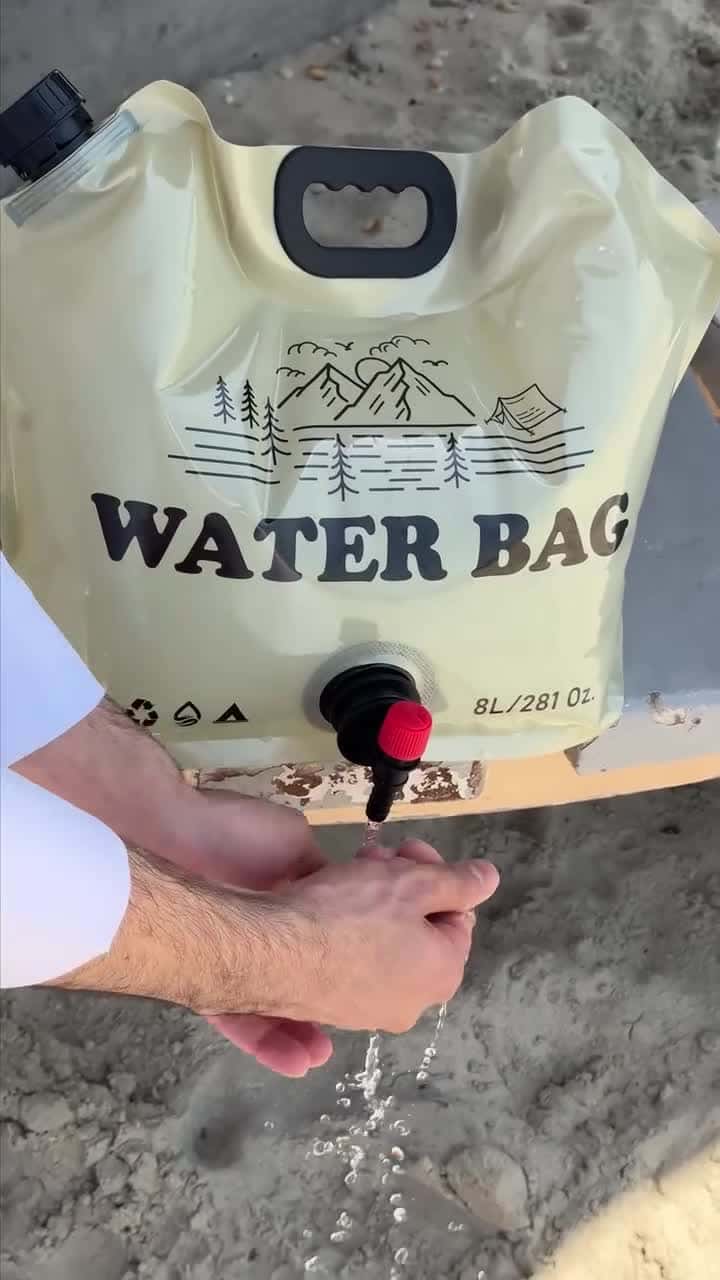 حافظة ماء للرحلات 8 لتر قابلة للطي Camping Water Container Bag