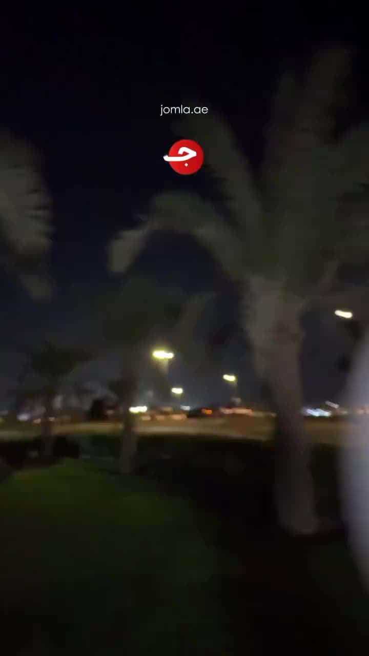 مضرب ناموس كهربائي تكتك 2700 فولت مع اضاءة ليد مدمجة Taktik Mosquito Swatter