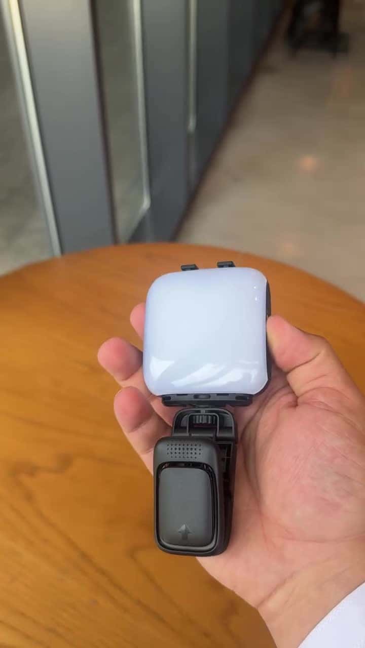 Porodo Lifestyle Clip-On Fill Light - Black