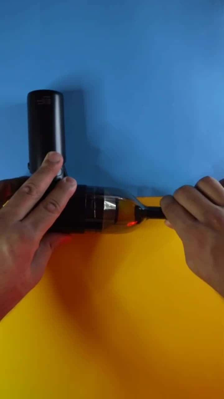 مكنسة كهربائية لاسلكية محمولة _ لون أسود  Porodo Lifestyle Portable Mini Folding Vacuum Cleaner 2000mAh