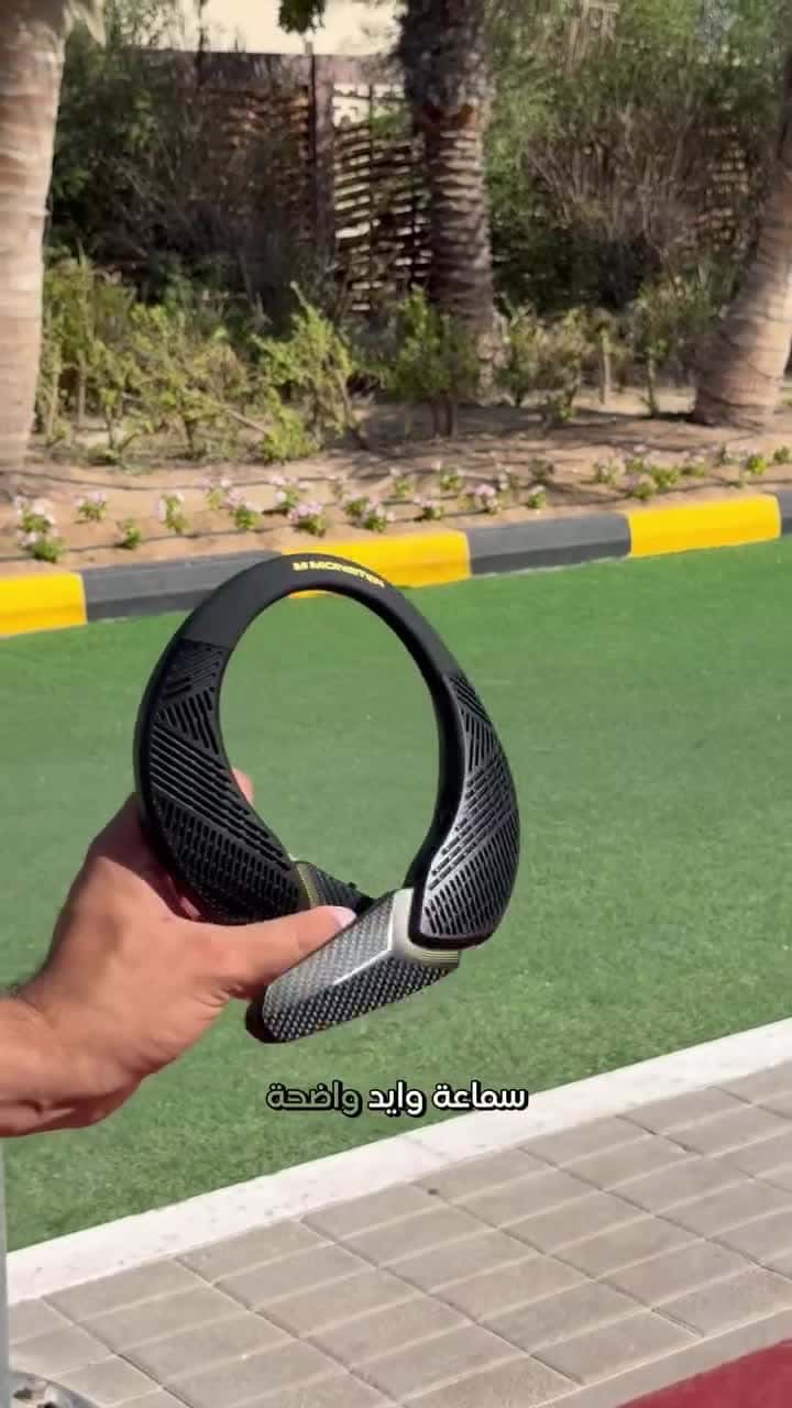 سماعة رقبة بلوتوث قيمنق بإضاءة ار جي بي للأفلام والموسيقى والقيمنق مونستر Monster Stinger Neck Speaker