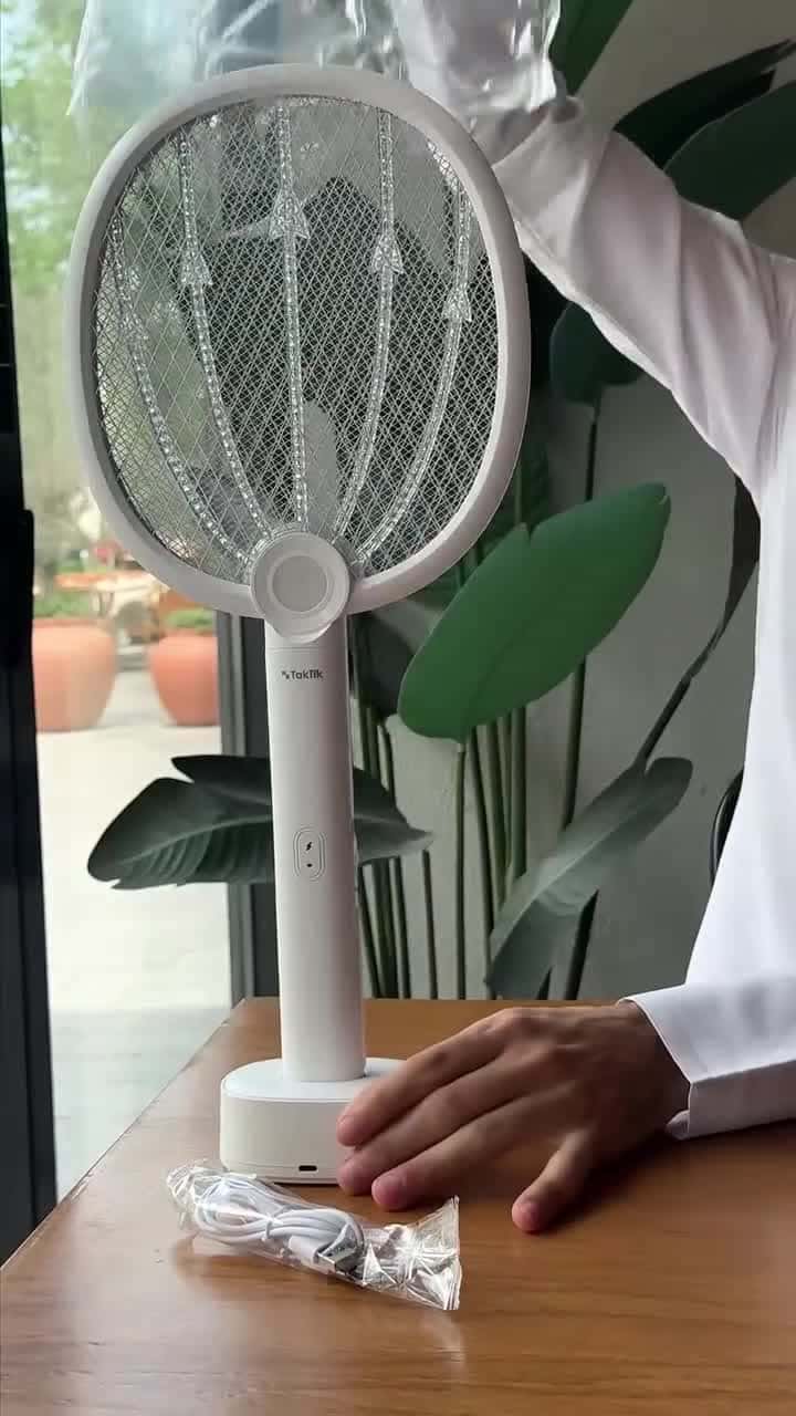 مضرب ناموس كهربائي تكتك 2700 فولت مع اضاءة ليد مدمجة Taktik Mosquito Swatter