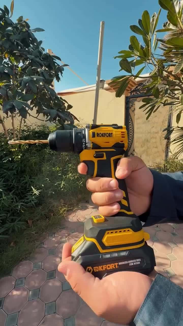 دريل لاسلكي روكفورت محرك بلا فحمات بطارية 1500 مللي امبير 21 فولط Rokfort brushless cordless drill