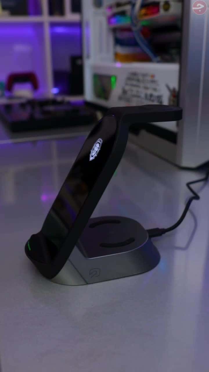 شاحن لاسلكي 4in1 Fast Wireless Charger 15W من Green