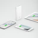 شاحن خارجي أنكر باور كور 20100 ميلي أمبير - ألوان أبيض وأسود