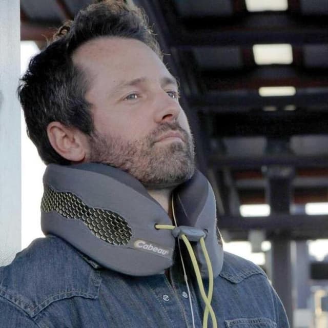 وسادة السفر المتطورة المريحة بفتحات التهوية - ألوان متعددة