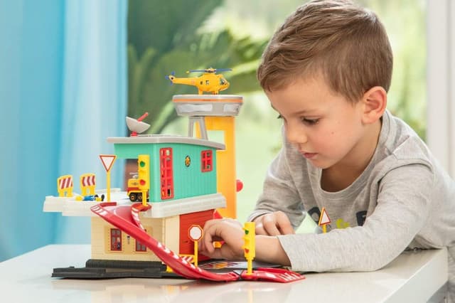 FIREMAN SAM sam fire station