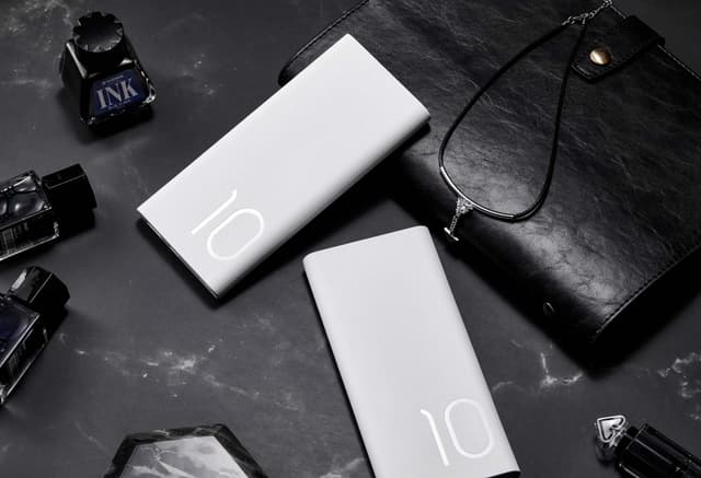 Generic honor power bank 10000mah 18w white