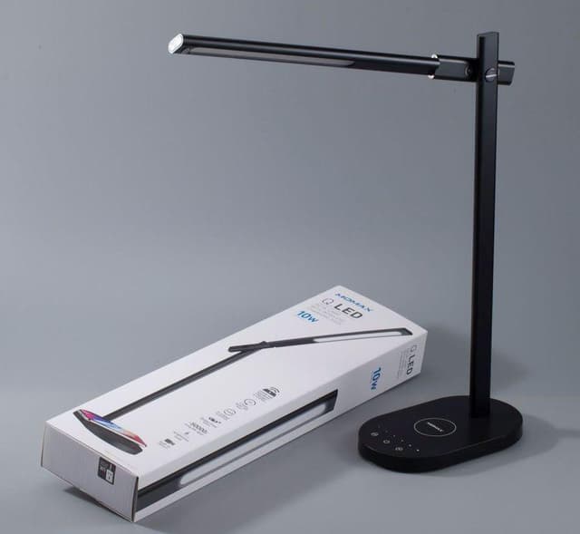 شاحن لاسلكي مع إضاءة Q.LED MOMAX - أسود - 62802