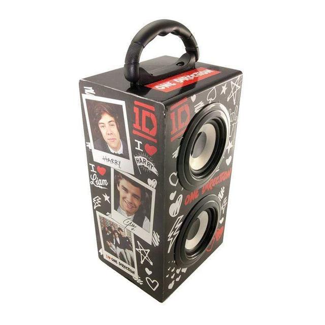 one direction party speaker with autographs - SW1hZ2U6MzY2OTU=