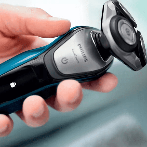 philips series 5000 wet and dry electric shaver
