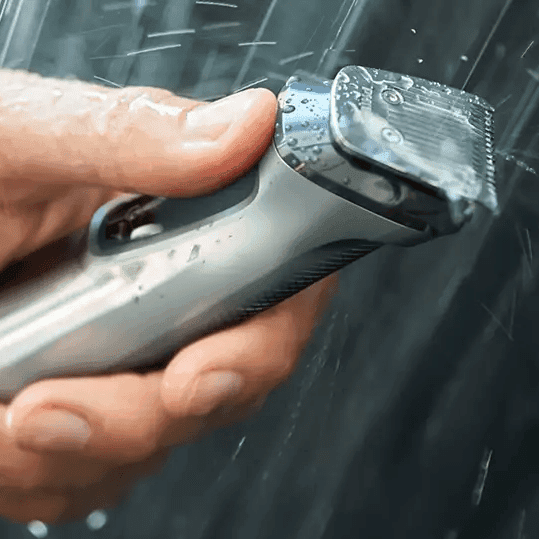 ماكينة حلاقة فيليبس 7000 للجسم Philips Series 7000 13-in-1 Multigrooming Kit