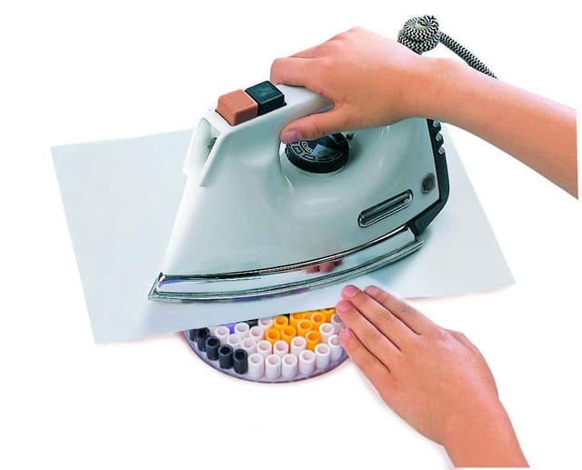 لعبة الخرز الملون SIMBA - ART & FUN 1000 IRONING BEAD SET