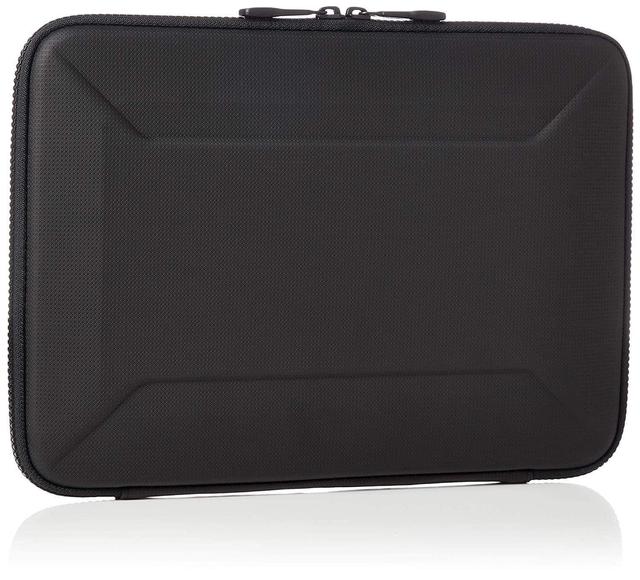 حقيبة للابتوب قياس 13 بوصة لون أسود Thule - Gauntlet 13" MacBook Pro/Air Sleeve - SW1hZ2U6NTg0NjY=