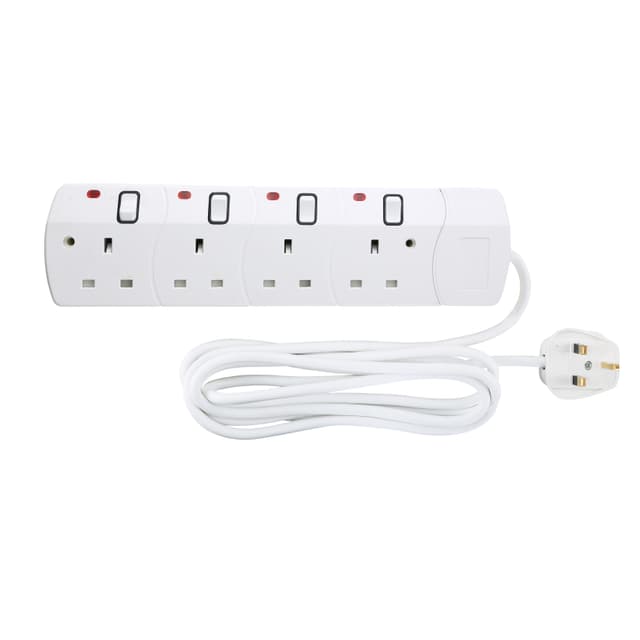 وصلة كهرباء ب 4 مآخذ بطول 3أمتار  4Way 3Meter Sockets Extension Board - Geepas - 255577