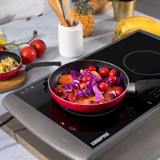 سخانة كهربائية مزدوجة Geepas 2900W Induction Cooker