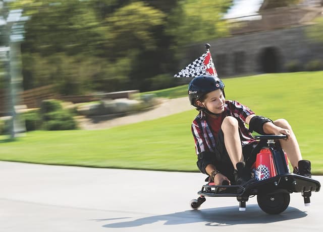 سكوتر درفت كهربائي 19 كم/ساعة أخضر وأسود رازور Razor Green And Black 19km/h Crazy Cart