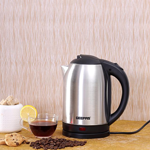 Geepas Electric Kettle - 1.8 L - Stainless Steel - 1500 W - SW1hZ2U6MTQwNDI0