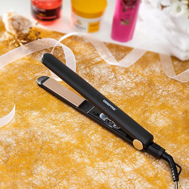 ليس كهربائي بقوة 45 واط Ceramic Hair Straighteners  - Geepas - 121549