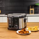 Geepas Deep Fryer 3L Adjustable Temperature 130-190 With 30 Minute Timer & Indicator Light - 124839