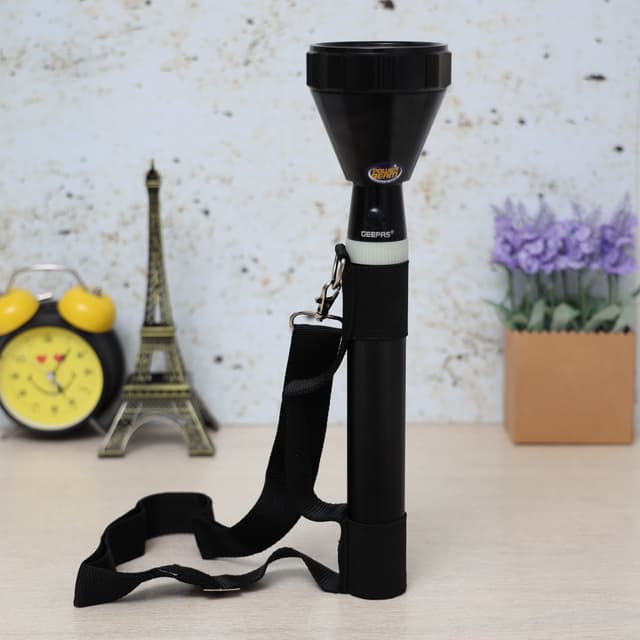 مصباح يدوي Geepas 2500mAh Rechargeable LED Flashlight