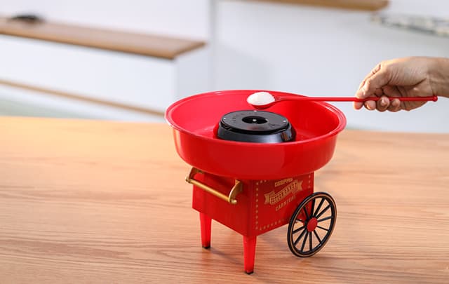 الة صنع غزل البنات بقوة 550 واط Cotton Candy Maker 550W - Geepas