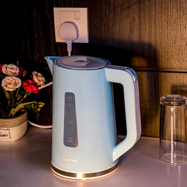 غلاية ماء كهربائية بسعة 1.7 لتر  Geepas - Electric Kettle