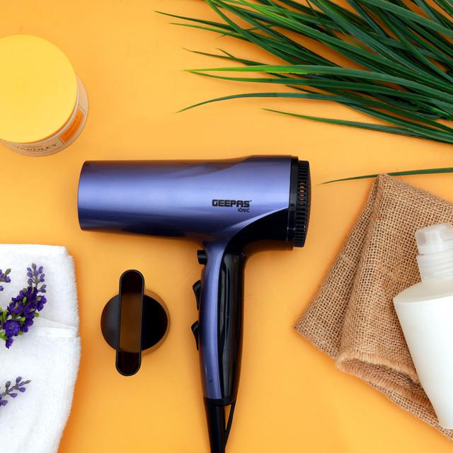 Geepas GHD86017 Compact Hair Dryer 1800W - Portable Ionic Fast Drying Blower with 3 Heat & 2 Speed Settings, Cool Shot - Removable Filter - Quickly Dry & Style Hair - SW1hZ2U6MTM5MTQz