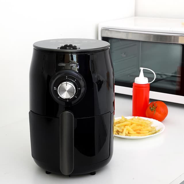 قلاية هوائية صغيرة من جيباس بسعة 1.8 لتر بموقت أسود جيباس Geepas Black Timer Control 1.8L Overheat Protection Small Air Fryer