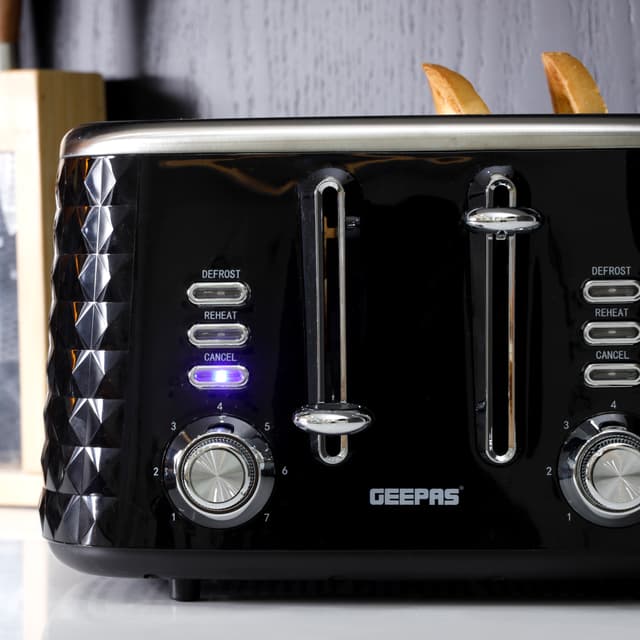 توستر جيباس محمصة خبز 4 شرائح Geepas Bread Toaster 4 Slice - 126939