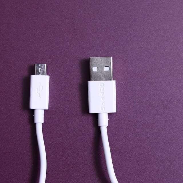 Geepas Micro USB CABLE - Fast Charging Cable, Ideal for Samsung LG, Motorola, HTC, Nokia, Lexus, Huawei, Sony, GoPro & More - Fast charging & data Sharing