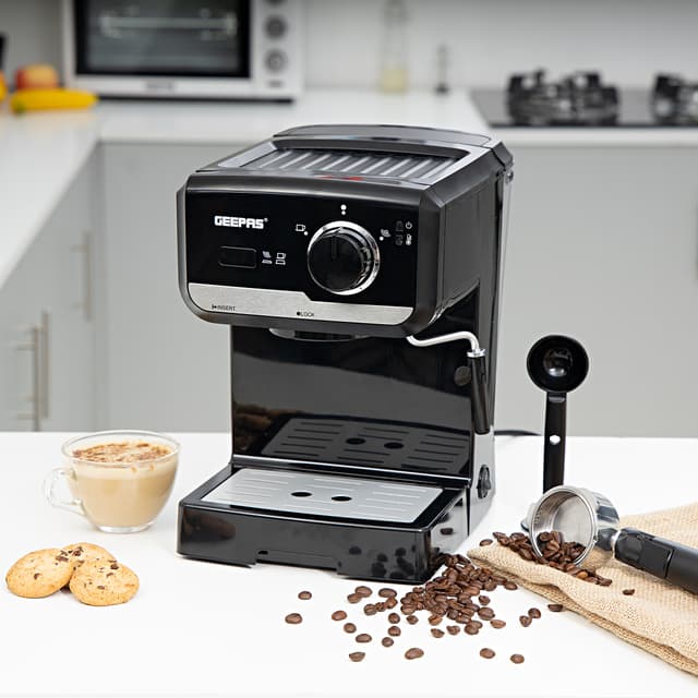 ماكينة قهوة مطحونة بسعة 1.25 لتر  Geepas - Cappuccion Maker