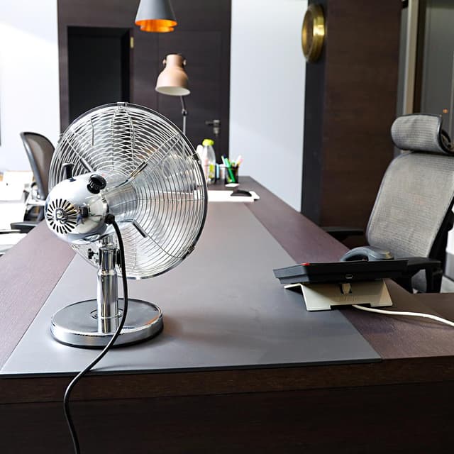 Geepas 12-Inch Metal Table Fan 3 Speed Settings With Wide Oscillation With Stable Base Ideal For Desk Fan, Home Or Office Use 2 Year Warranty