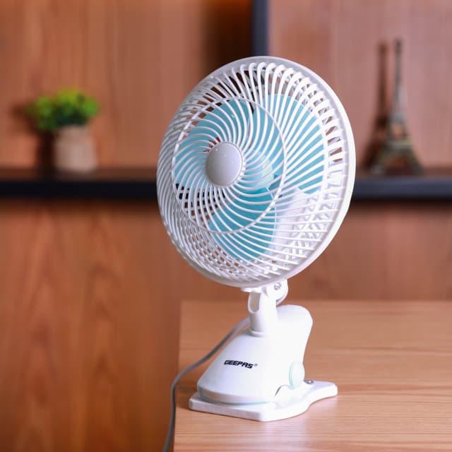 Geepas GF9626 Mini Desk Fan - Oscillation - 2 Speed Control - 3 Blade Design with Safety Grill - Ideal for Home, Offices, Libraries, Camping & More - 120831