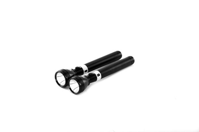 مصباح كشاف  Geepas Rechargeable LED Flashlight - Portable Long Range & High Beam LED Flashlight - SW1hZ2U6MTUyNzIx