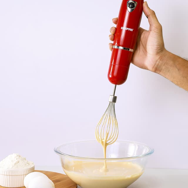 خلاط كهربائي يدوي  Geepas 400W Hand Blender - Stainless Steel Blades with 2 Speed  860ml Chopper Bowl & Electric Egg Whisk