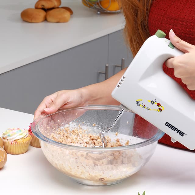 خفاقة كهربائية يدوية Geepas  160W Hand Mixer