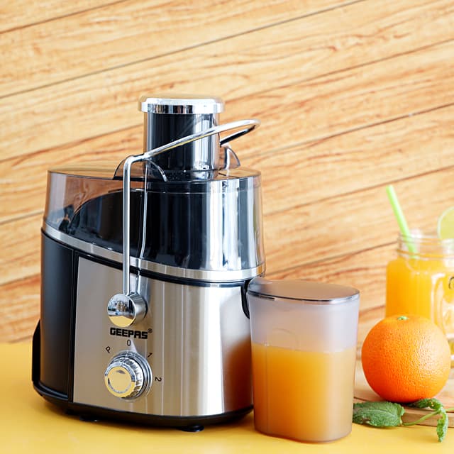Geepas GJE6106 Juice Extractor 600W - Juicer Machine with Wide Mouth for Whole Fruits Vegetables - 2 Speed with Pulse, Stainless Steel Body - 600ML - 2 Year Warranty