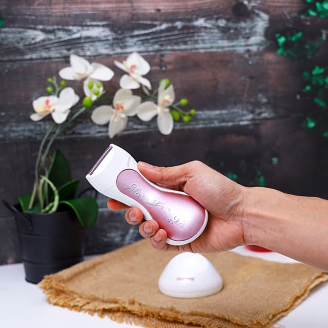 Geepas Rechargeable Ladies Shaver