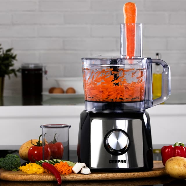 Geepas GMC42015UK 1200W Compact Food Processor - Multifunctional Electric Chopper with Shredder & Grater Attachments - 1.2L Bowl Capacity - Stainless Steel & Dough Blades Included - 2 Years Warranty