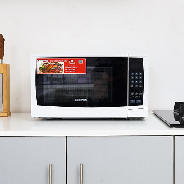 ميكرويف جيباس صغير 20 لتر 1200 واط مع أكثر من برنامج Geepas Digital Microwave Oven - 122158