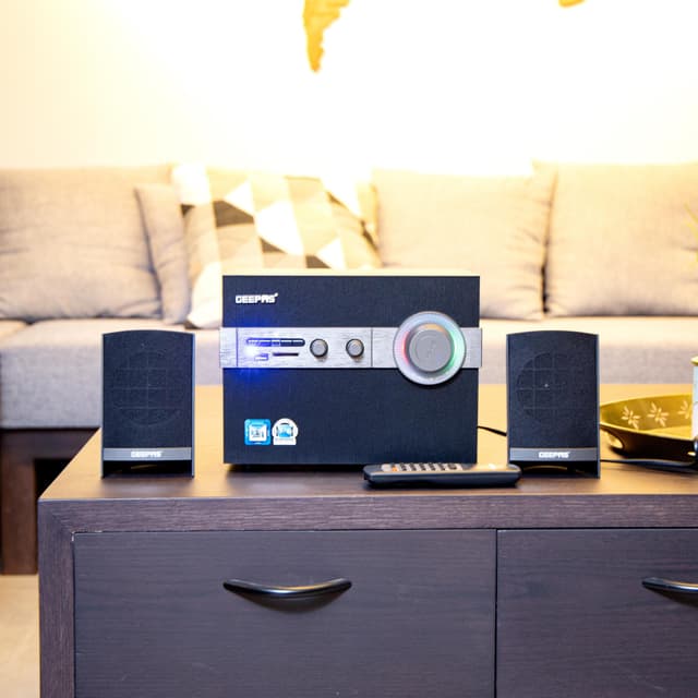 مكبر صوت متعدد الوسائط (20000 W ) Geepas