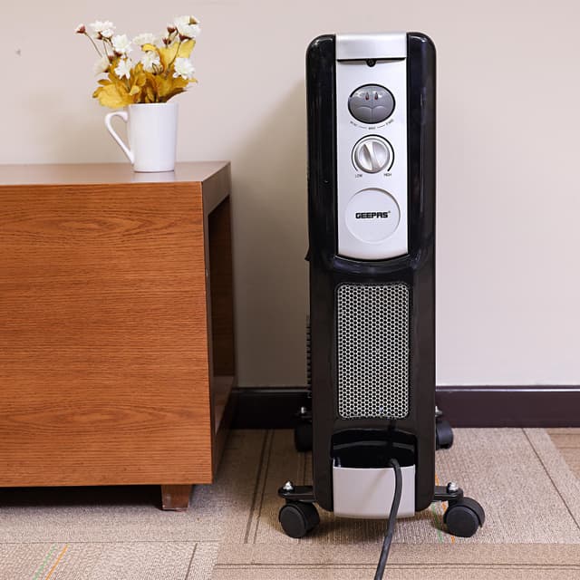 Geepas GRH9101 11 Fins Oil Filled Radiator Heater with Fan 2400W - 3 Speed Adjustable thermostat with Power Indicator & Silent Operation - Ideal For Home, Caravan or Office - 2 Years Warranty