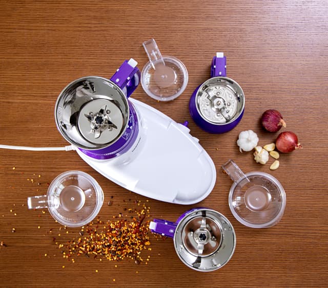 Geepas 750W 3-in-1 Mixer Grinder - Stainless Steel Jars & Blades - 3 Speed, Safety Twist Lock - Perfect for Dry & Wet Fine Grinding - Indian Curry Spices Coconut Grinding Mixing - 2 Years Warranty