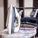 مكواة بخار سيراميك (2400W ) Geepas