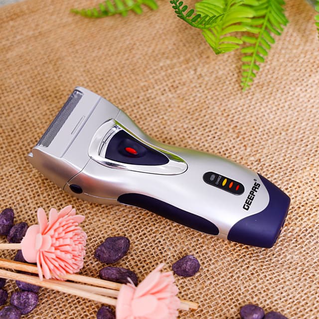 ماكينة حلاقة  Rechargeable Shaver with Self-Sharpening Blades - 123294